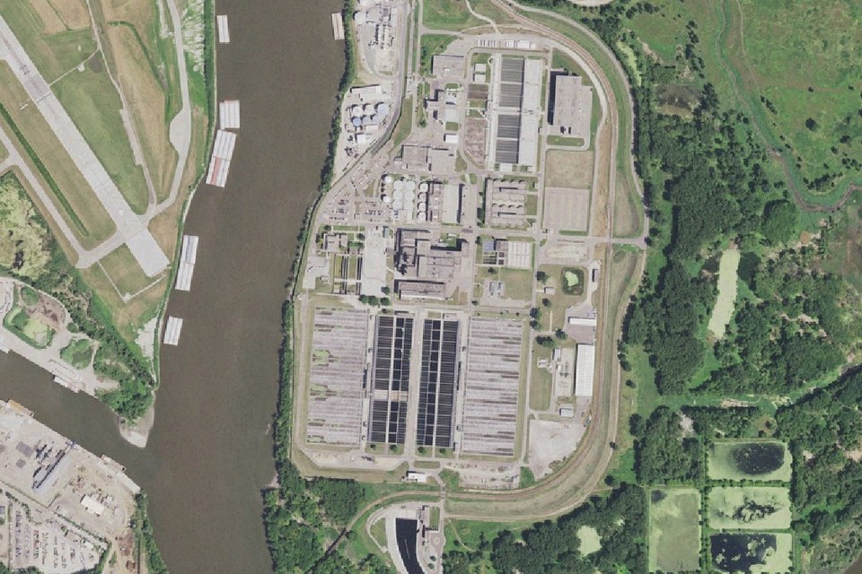 Aerial photograph of Metropolitan Water Resource Recovery Facility.