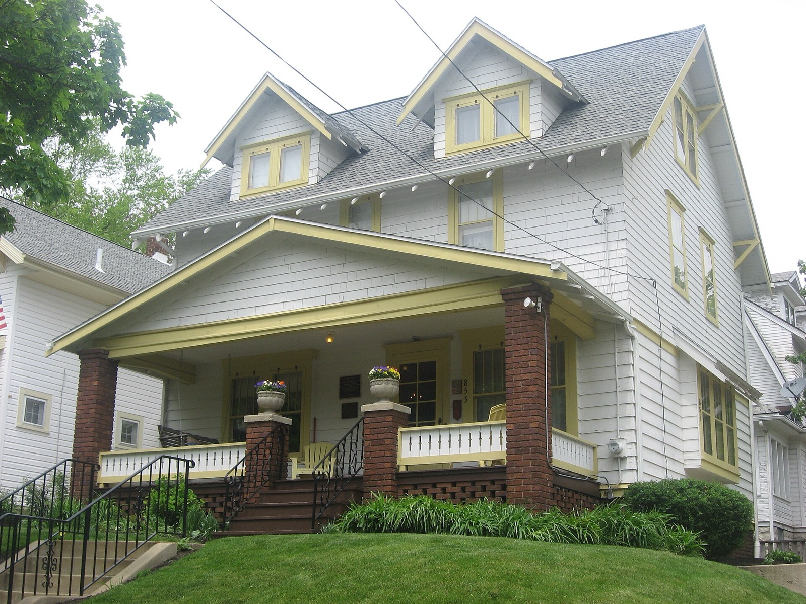 A modest two-and-a-half-story house with white trim at 855 Ardmore Avenue in Akron, Dr. Bob's home.